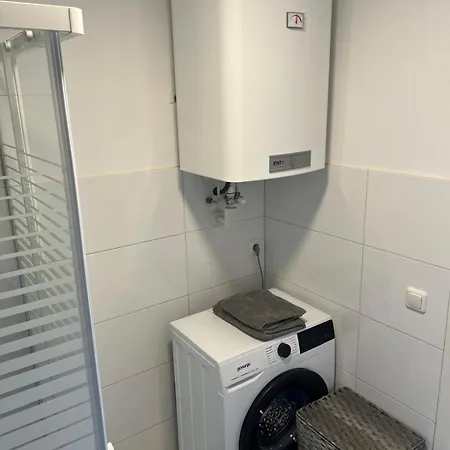 Home4you Apartman *